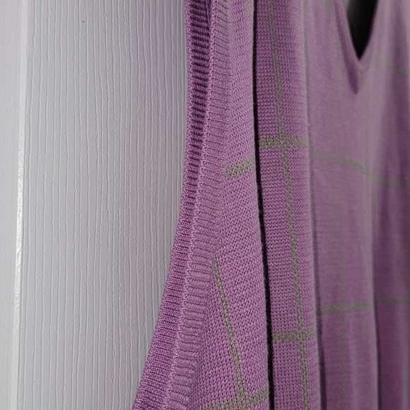 Paul Fredrick Lavender V-Neck Sweater Vest - Picture 8 of 10